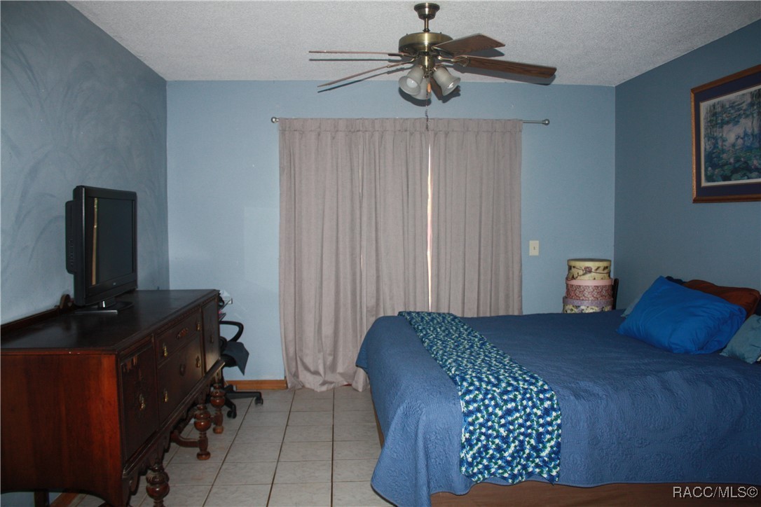 2001 W Belgrade Drive, Citrus Springs, Florida image 21