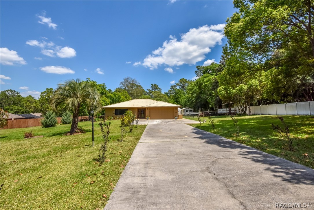 1121 N Greentree Terrace, Lecanto, Florida image 30