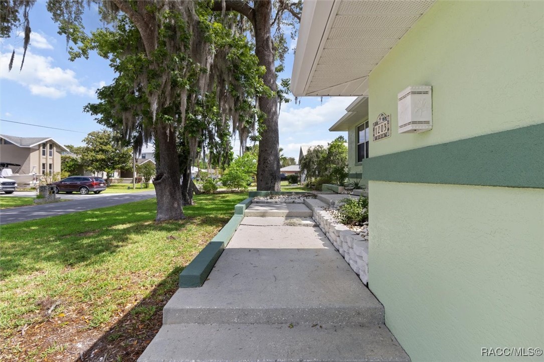 1203 SE 3rd Avenue, Crystal River, New York image 37