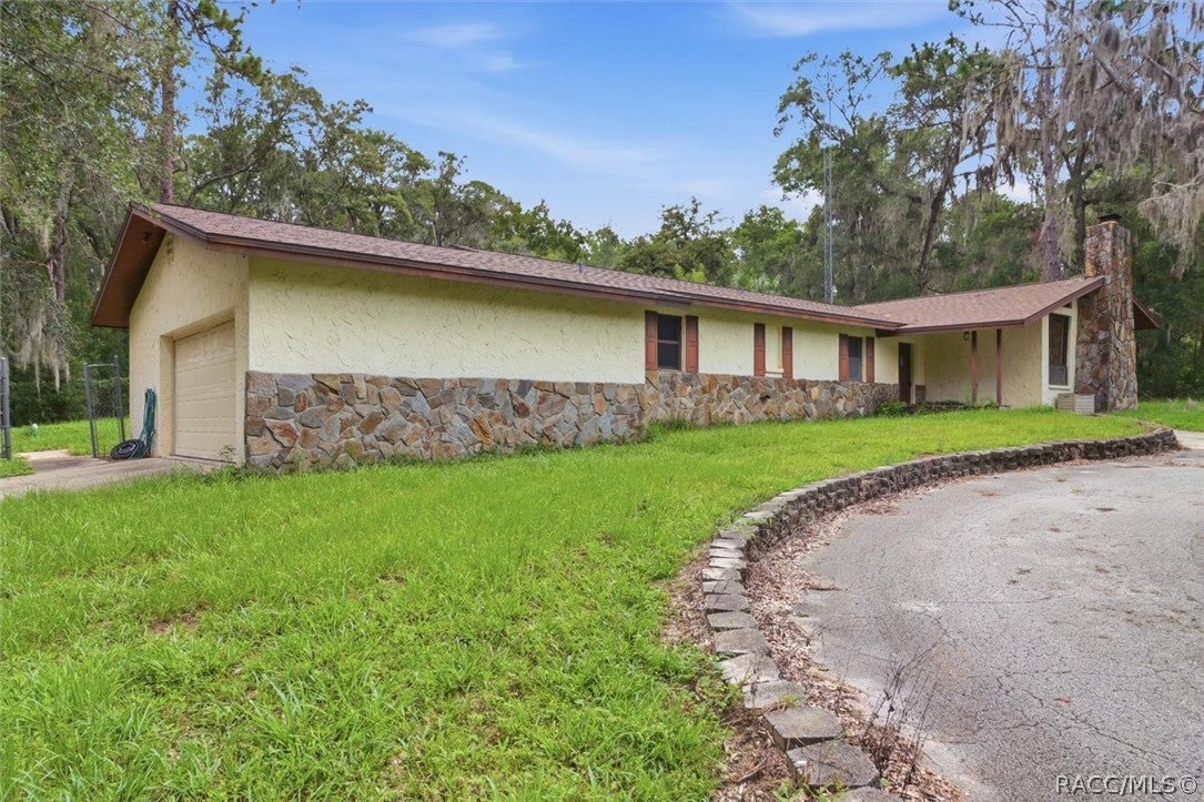 2799 W Live Oak Street