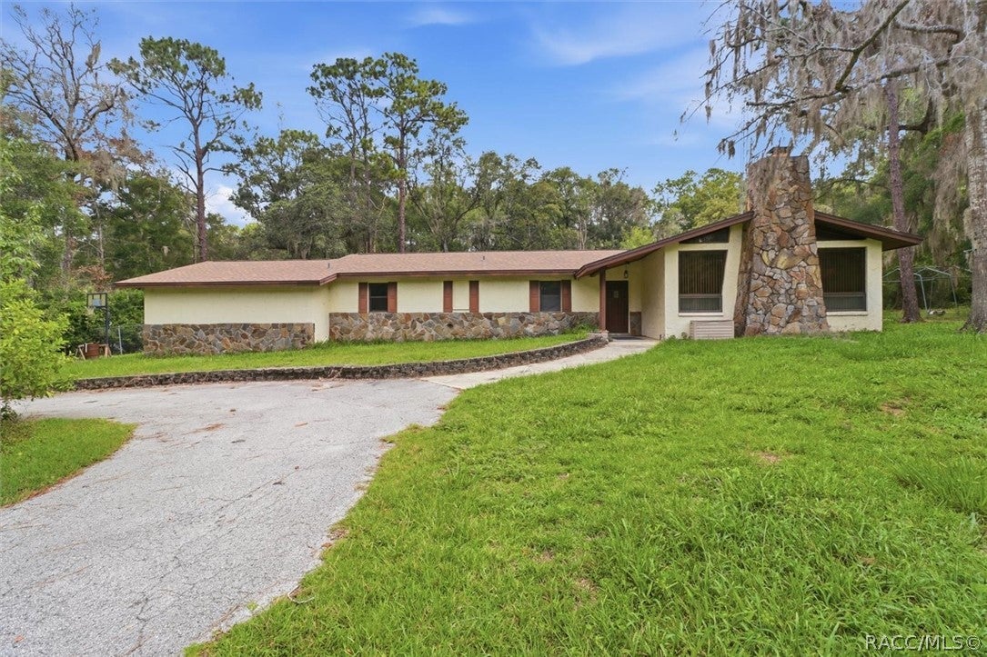2799 W Live Oak Street