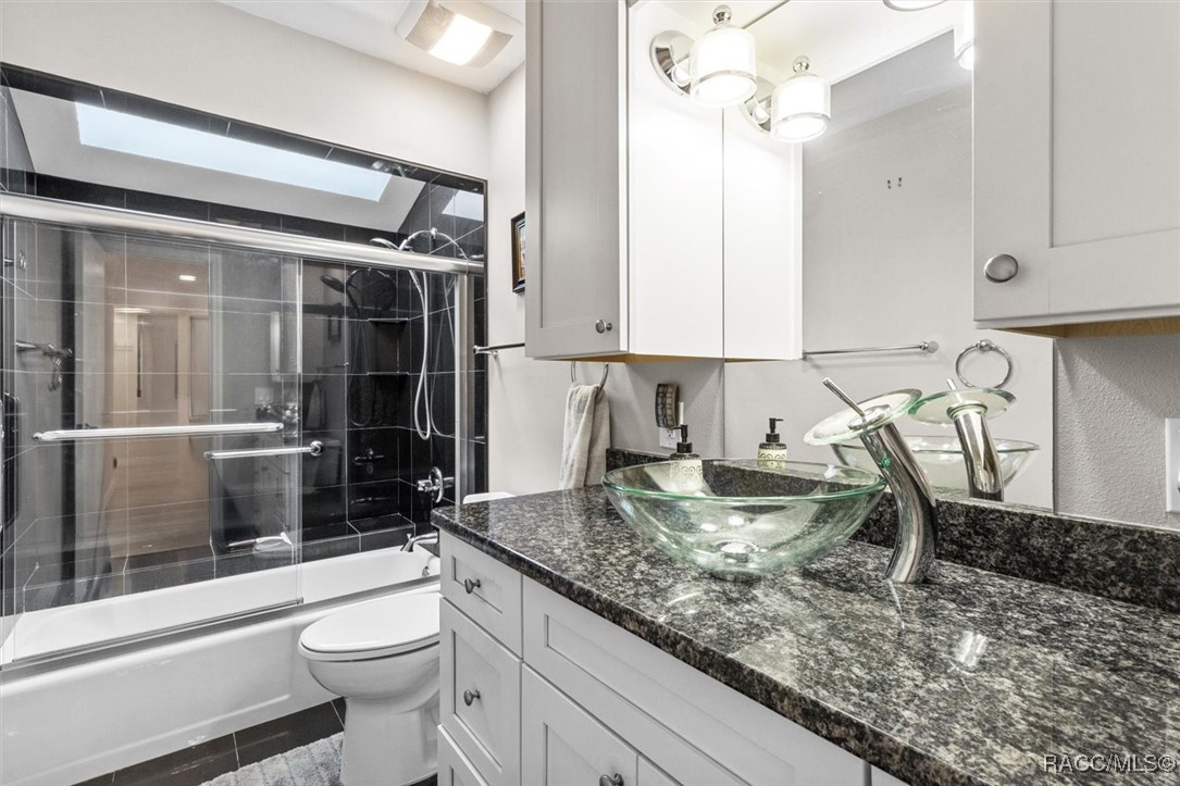 255 NW Bay Path Drive, Crystal River, New York image 31