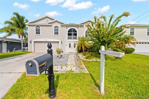 Homes For Sale - 8601 Old Post Road<br/> Pasco County, Port Richey, FL 34668