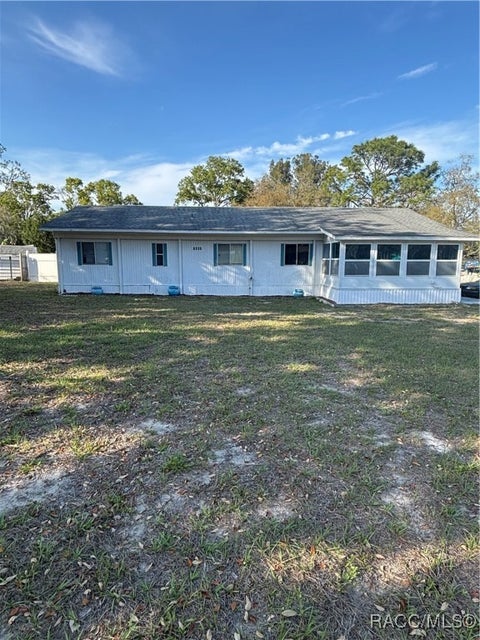 Homes For Sale - 7351 Sealawn Drive<br/> Hernando County, Spring Hill, FL 34606