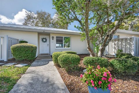 Condo For Sale - 11640 W Bayshore Drive #6<br/> Citrus County, Crystal River, FL 34429