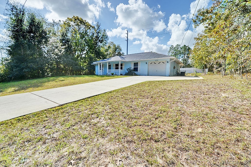 8608 N Vince Drive, Citrus Springs, Florida image 2