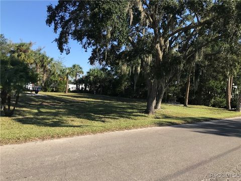 A home in Crystal River