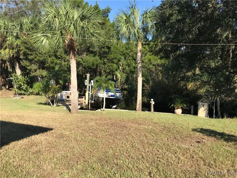 A home in Crystal River