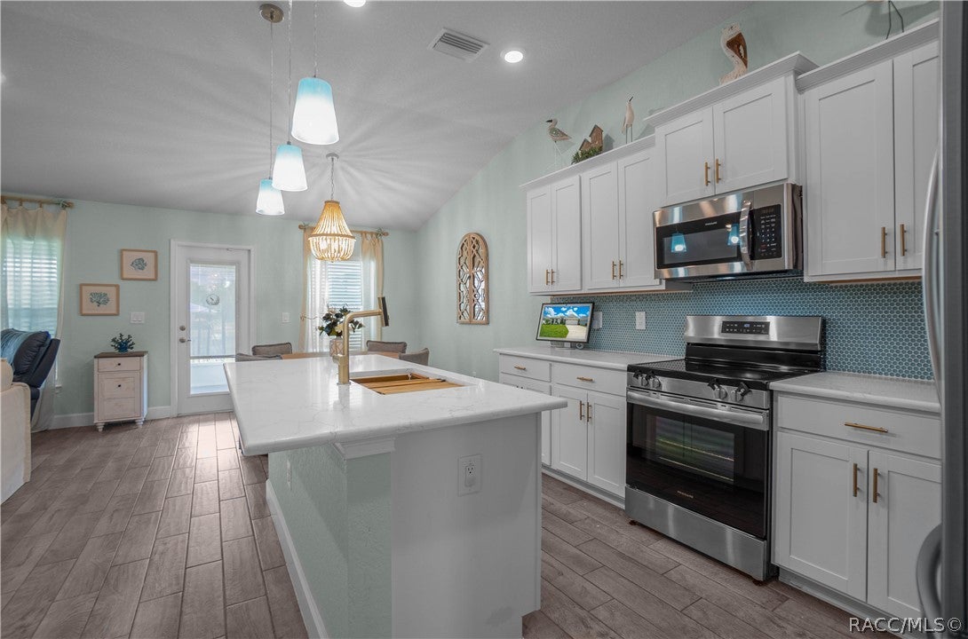 1270 Heron Point Drive