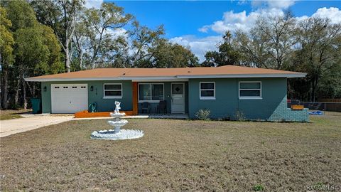 Homes For Sale - 618 Bell Avenue<br/> Inverness, FL 34452