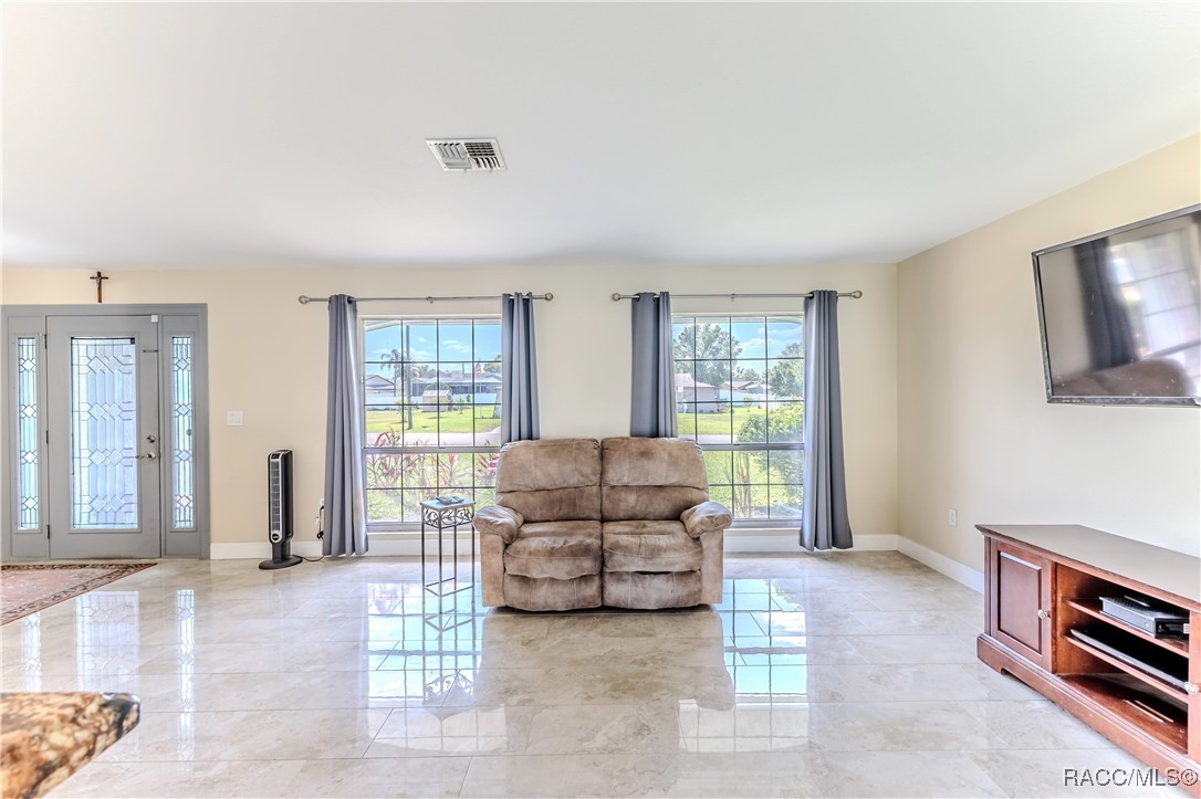 12191 Monarco Lane, Spring Hill, New York image 13