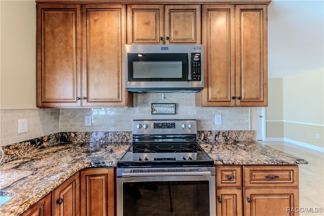 12191 Monarco Lane, Spring Hill, New York image 20