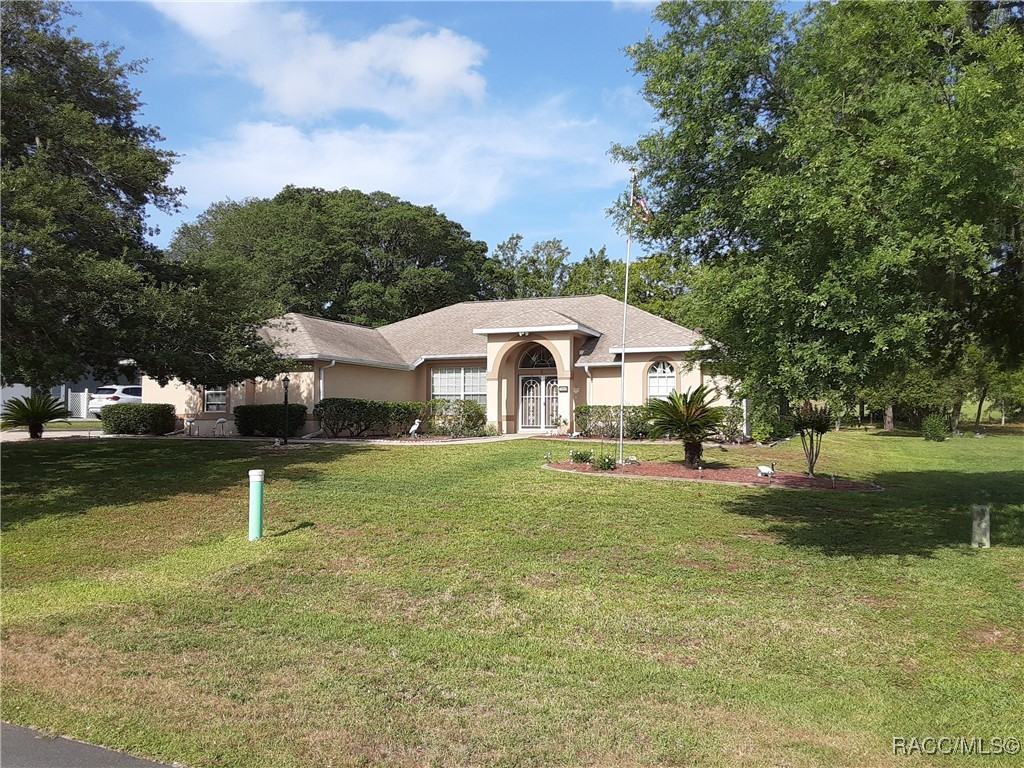 1492 E Monopoly Loop, Inverness, Florida image 2