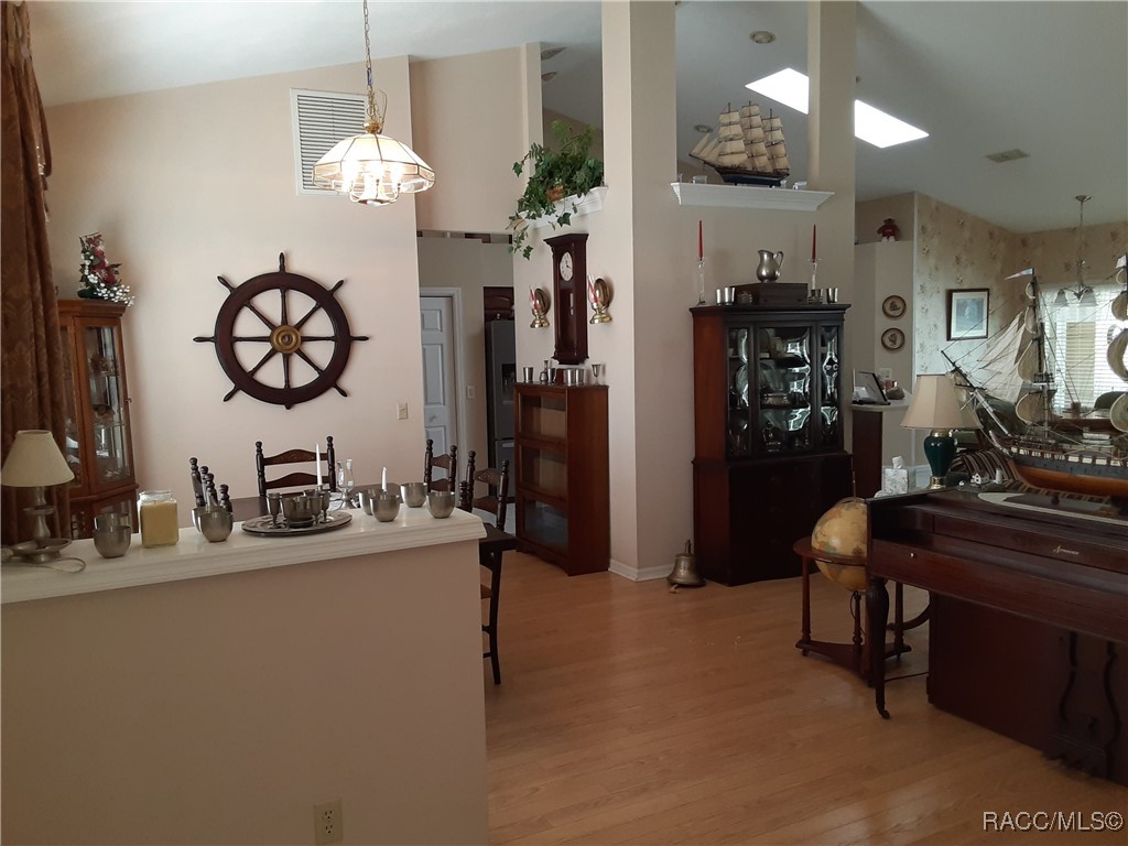 1492 E Monopoly Loop, Inverness, Florida image 10
