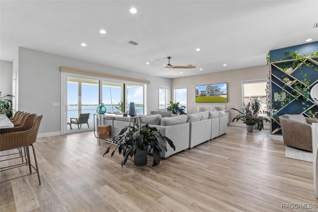 12010 W Bayshore Drive, Crystal River, Florida image 11