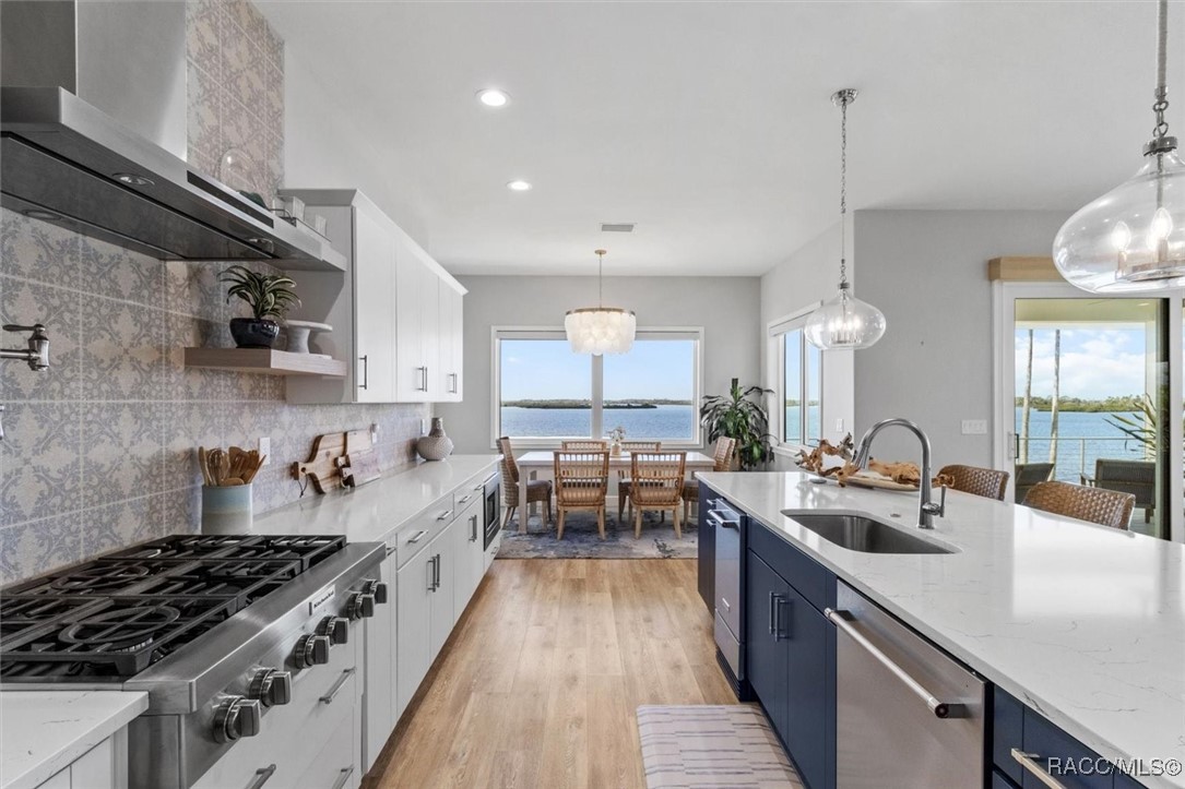 12010 W Bayshore Drive, Crystal River, Florida image 18