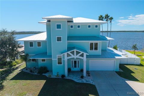 12010 W Bayshore Drive Crystal River FL 34429
