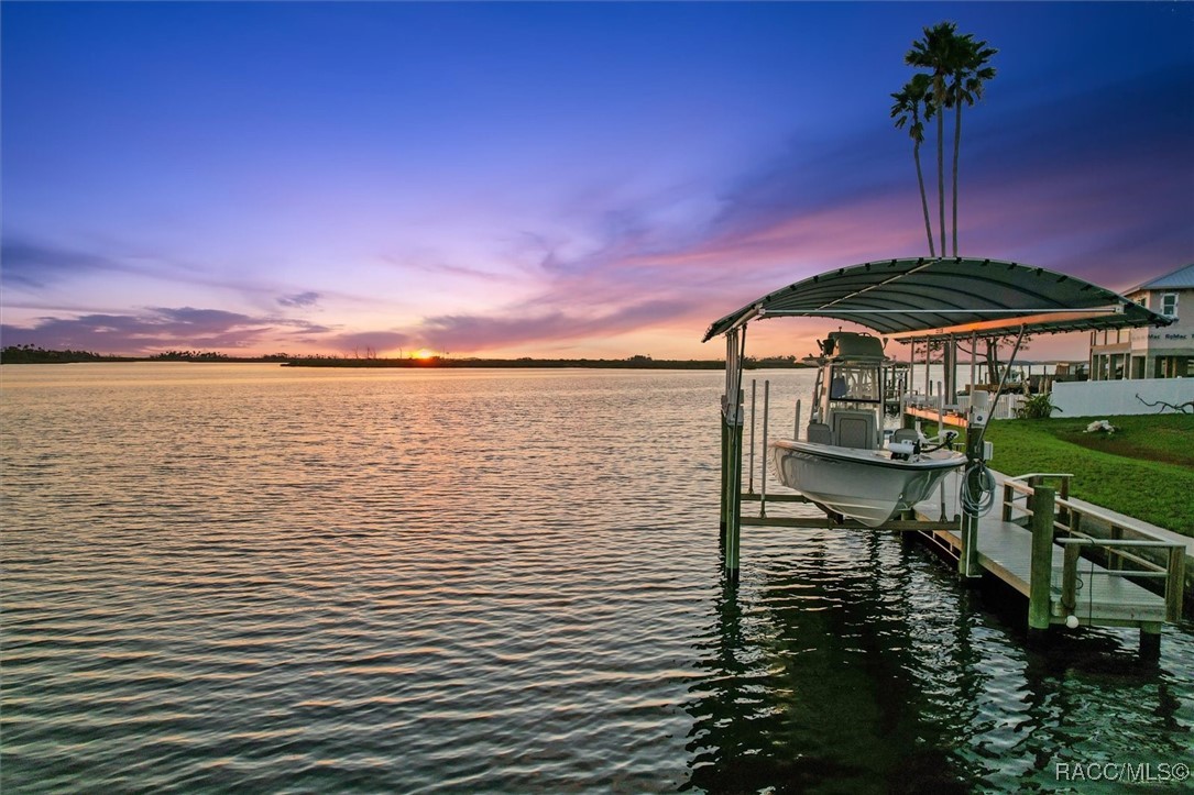 12010 W Bayshore Drive, Crystal River, Florida image 7