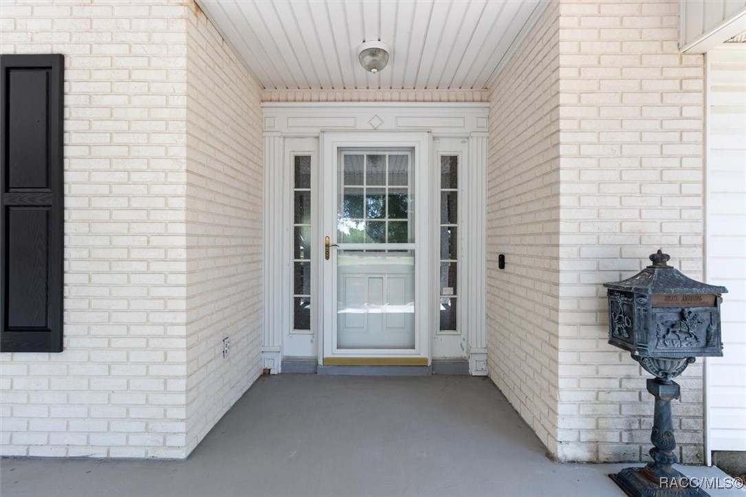 5649 S Rovan Point, Lecanto, New York image 2