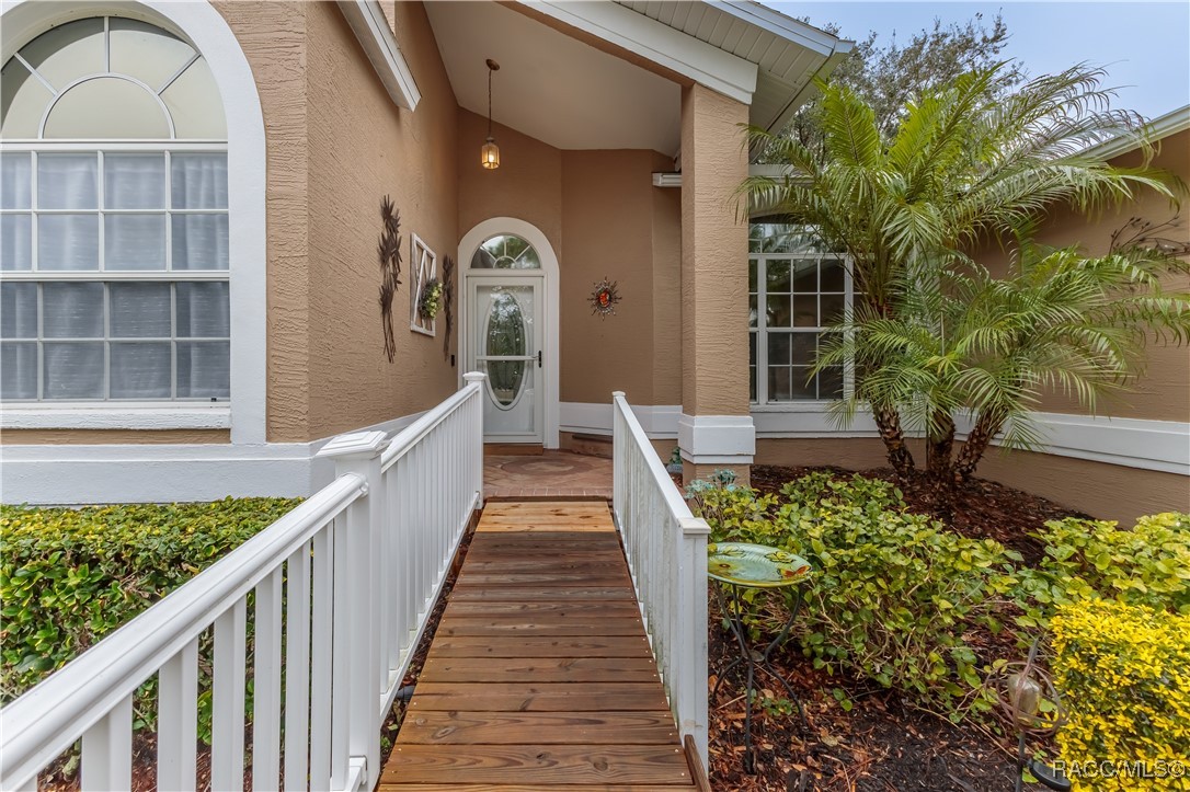 2217 Terrace View Lane, Spring Hill, Florida image 8