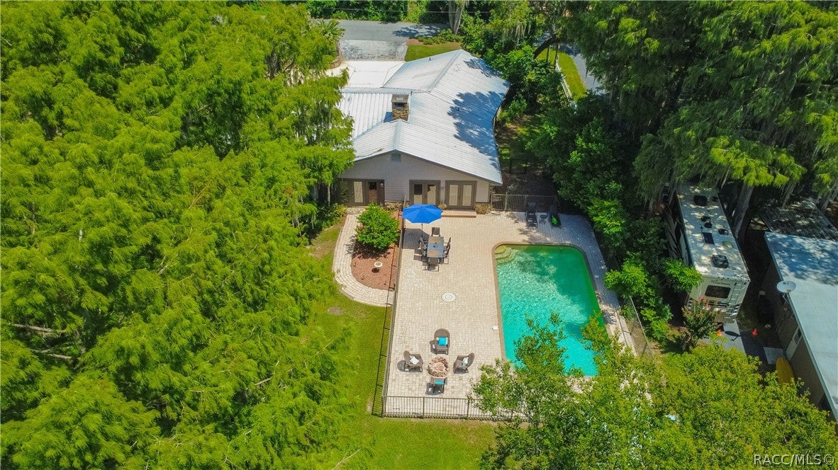 85 S Hunting Lodge Drive