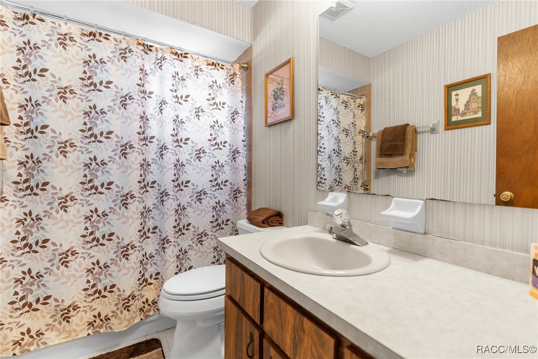 2072 Maguire Avenue, Spring Hill, Florida image 19