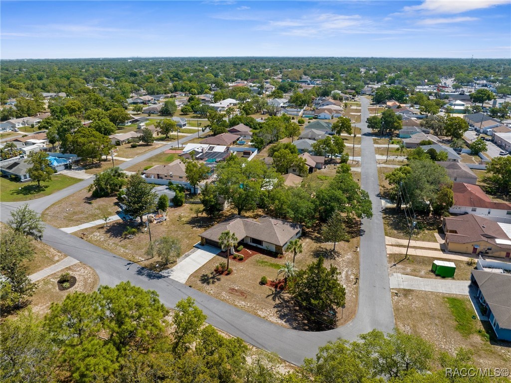 2072 Maguire Avenue, Spring Hill, Florida image 34