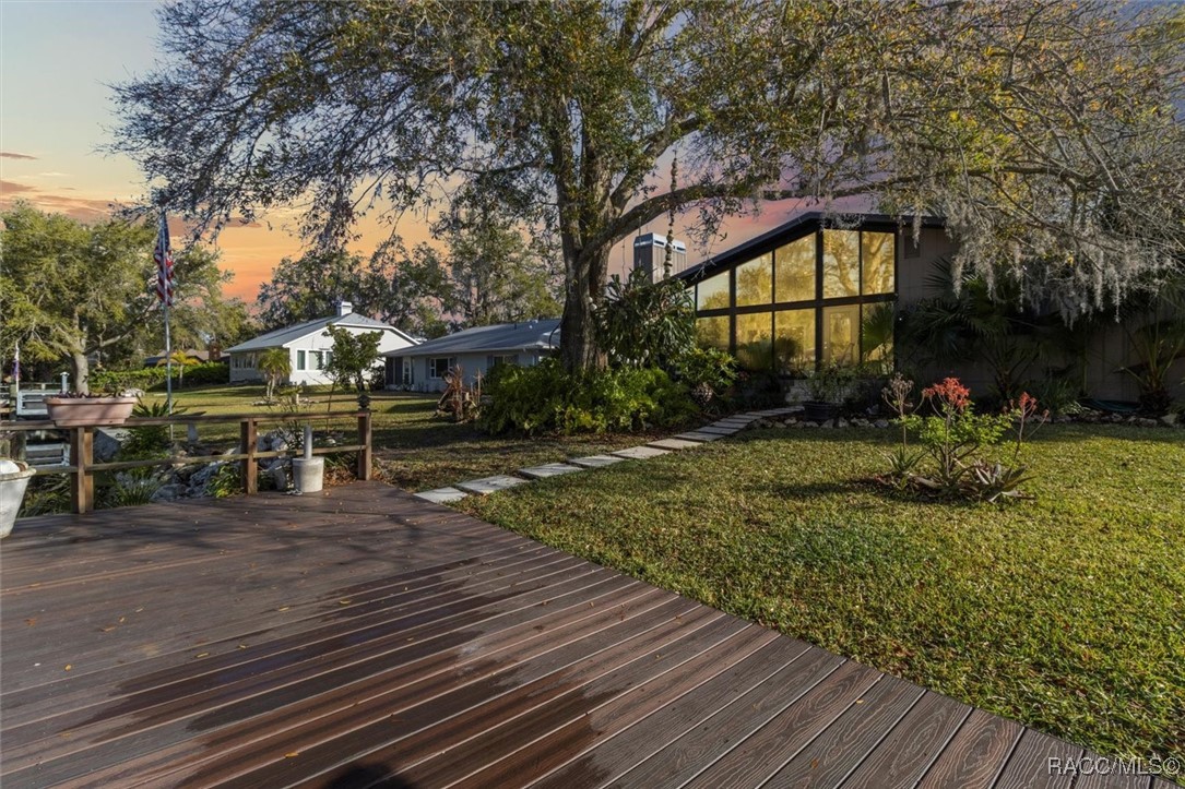 11590 W Waterway Drive, Homosassa, New York image 6