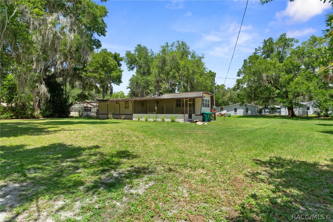 Photo 1 of 38 — 8845 E Washington Lane, Floral City, FL 34436