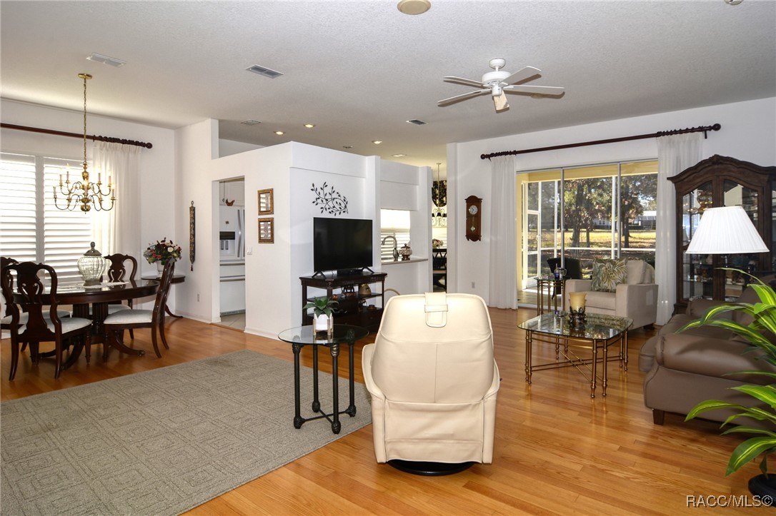 44 W Byrsonima Loop, Homosassa, New York image 5
