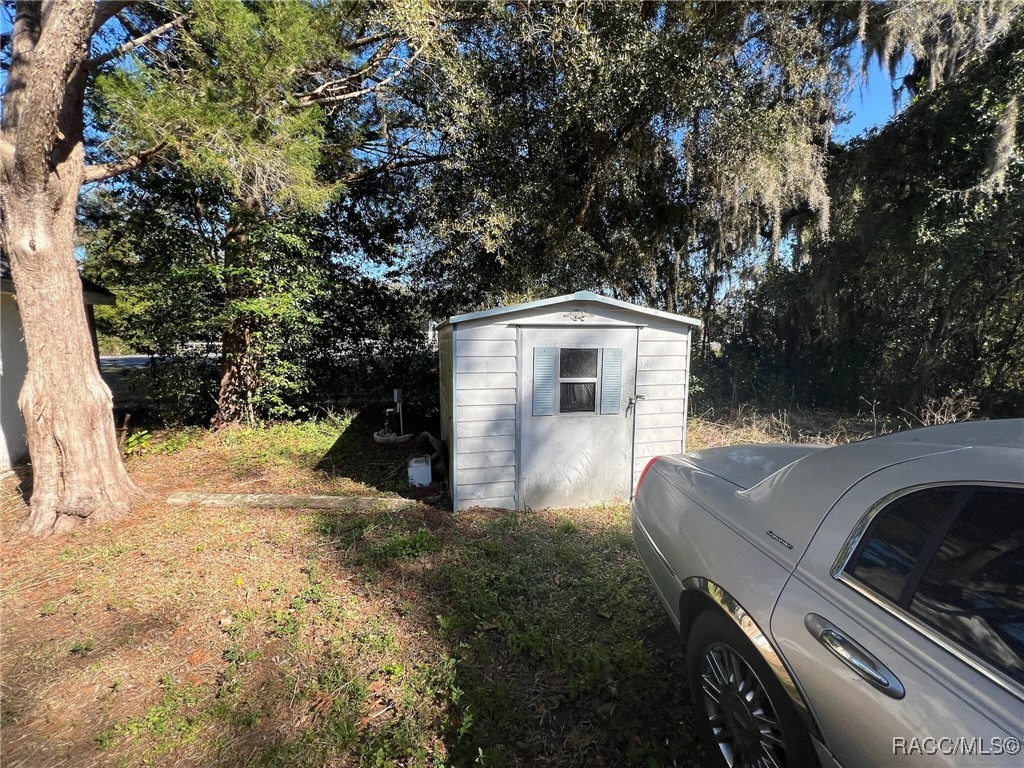 3426 E Wagon Trail, Hernando, Florida image 4