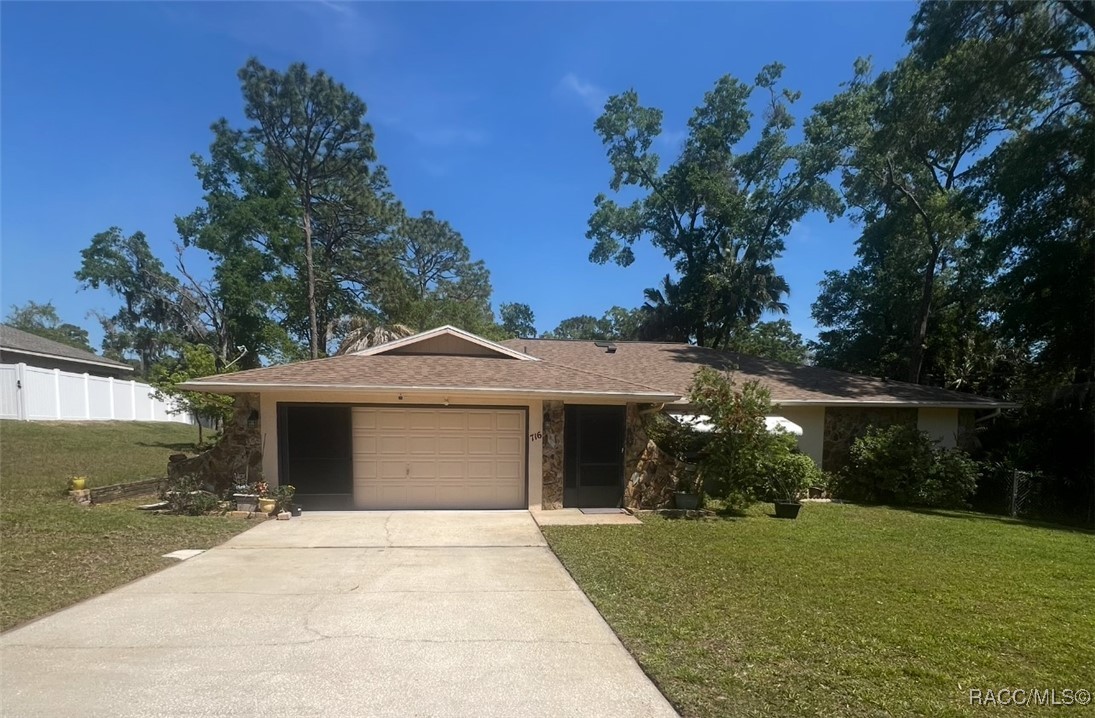 716 Windy Avenue, Inverness, Florida image 1