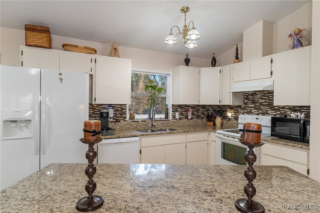 5096 S Swallow Avenue, Inverness, Florida image 8