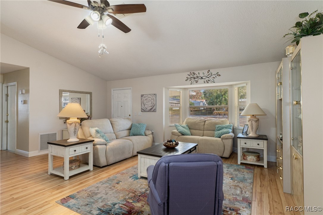 5096 S Swallow Avenue, Inverness, Florida image 7