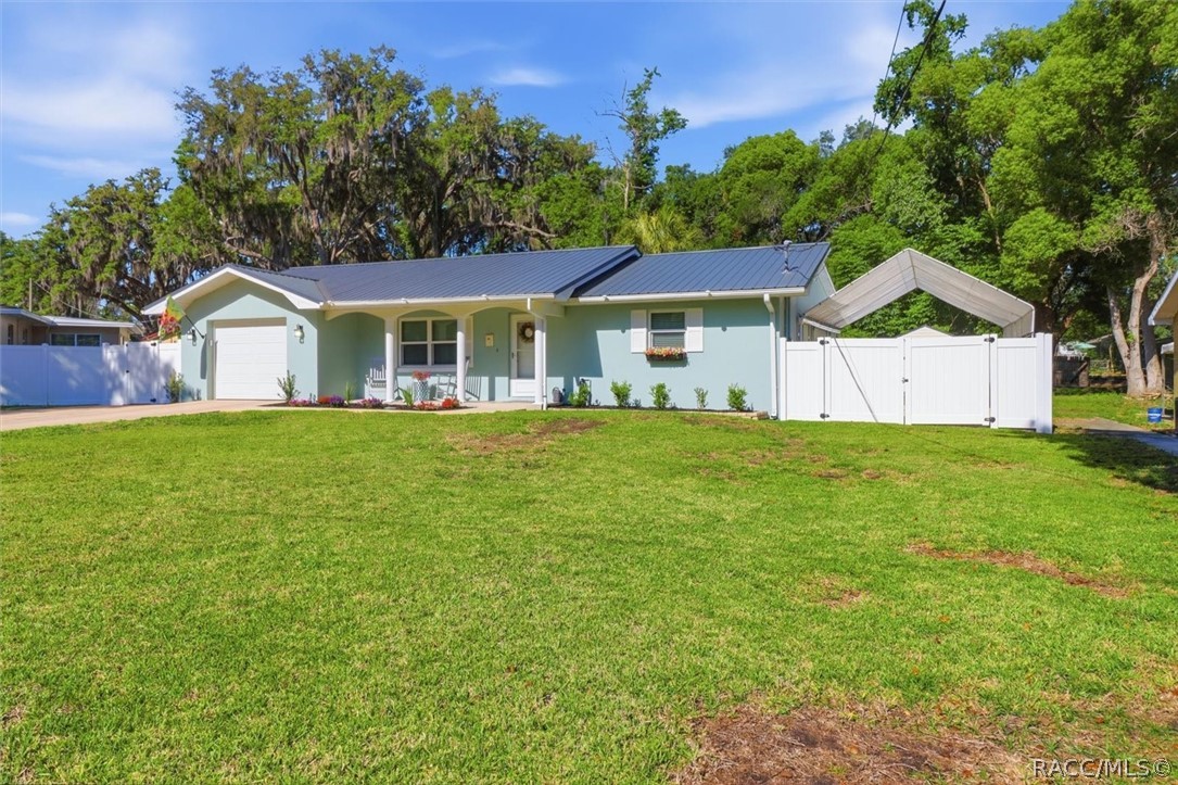 1104 Lakeshore Drive