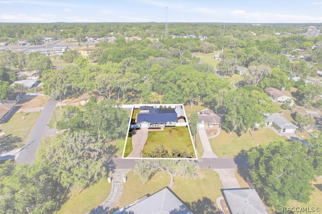 1104 Lakeshore Drive