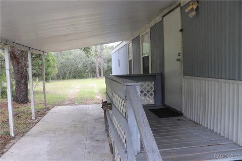 A home in Dunnellon