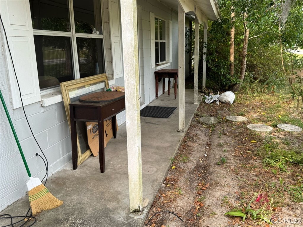 9850 W Pomegranate Street, Crystal River, New York image 3