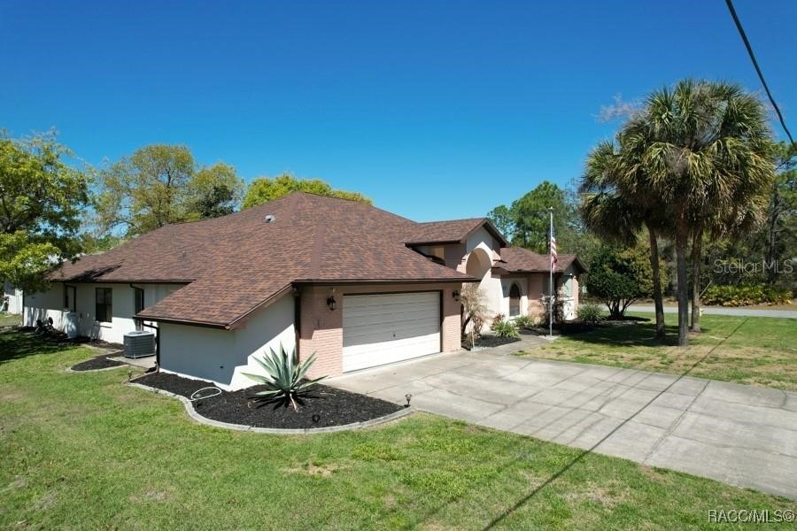 80 Linder Drive, Homosassa, Florida image 1