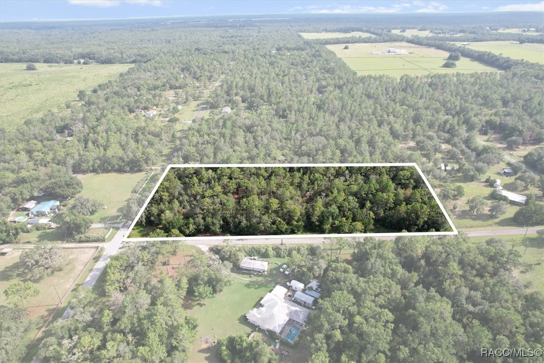 12262 S Oakview Avenue