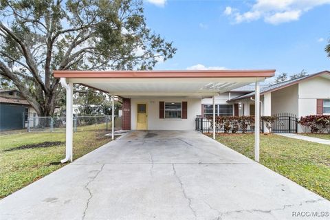 A home in Crystal River