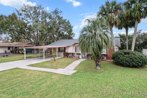 A home in Crystal River