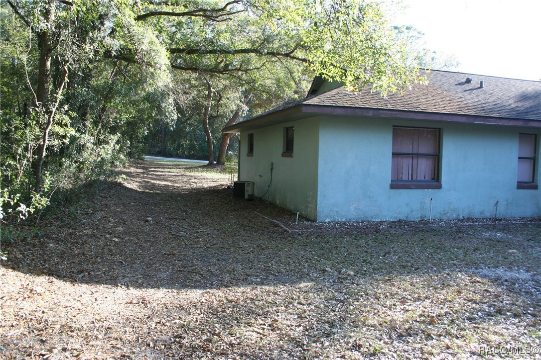 1155 E Bismark Street, Hernando, Florida image 6