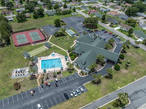 A home in Dunnellon