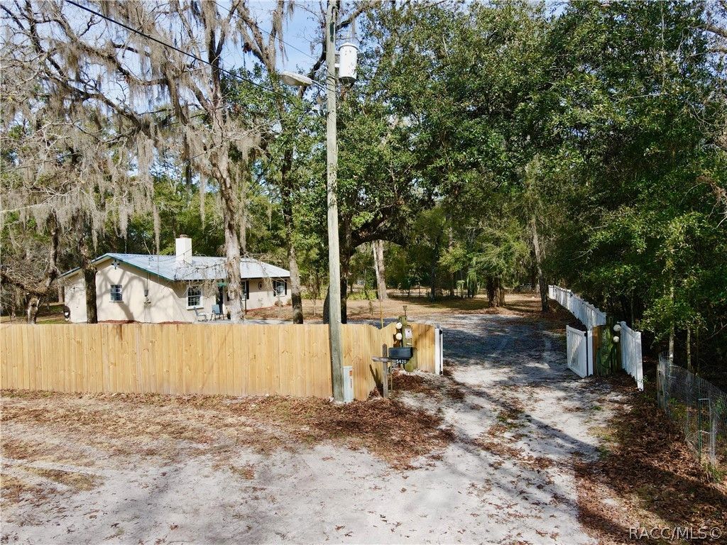 listing image 80