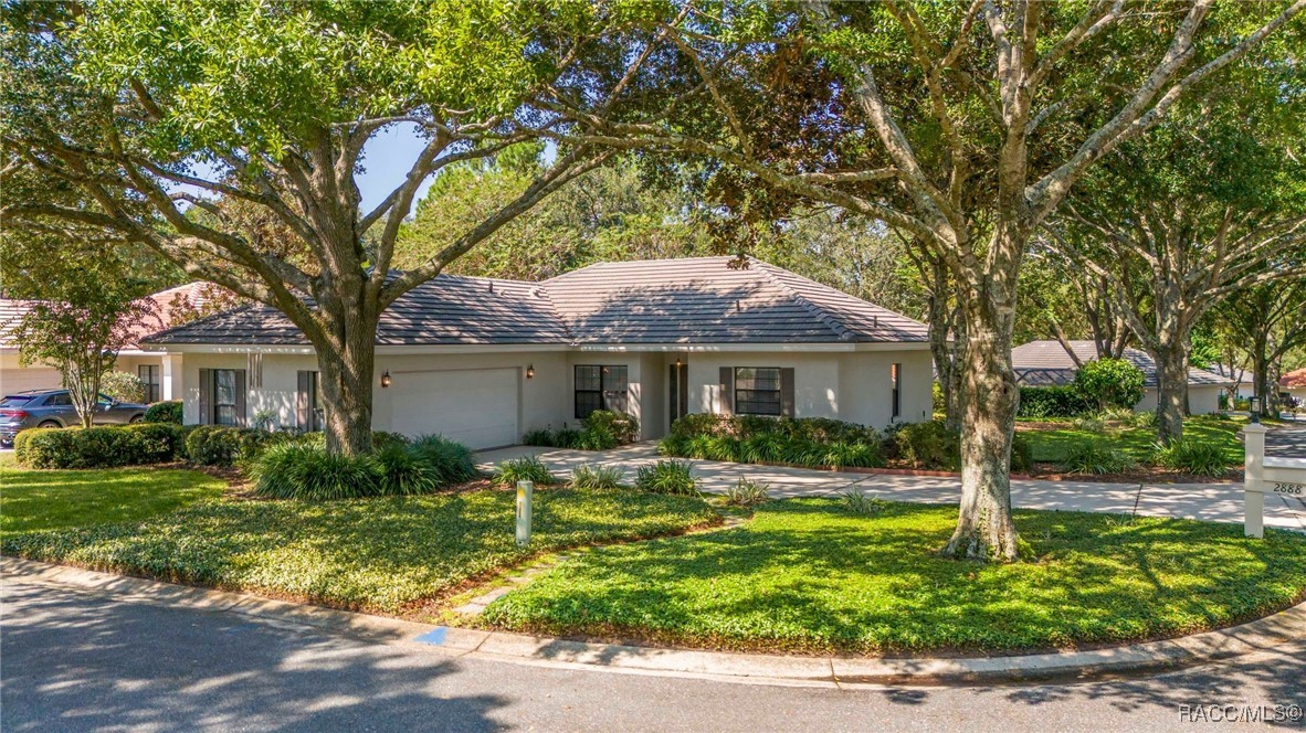 2888 N Osprey Ridge Point