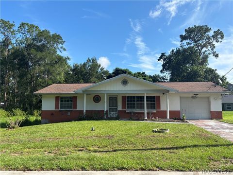 Homes For Sale - 808 Spruce Street<br/> Inverness, FL 34452