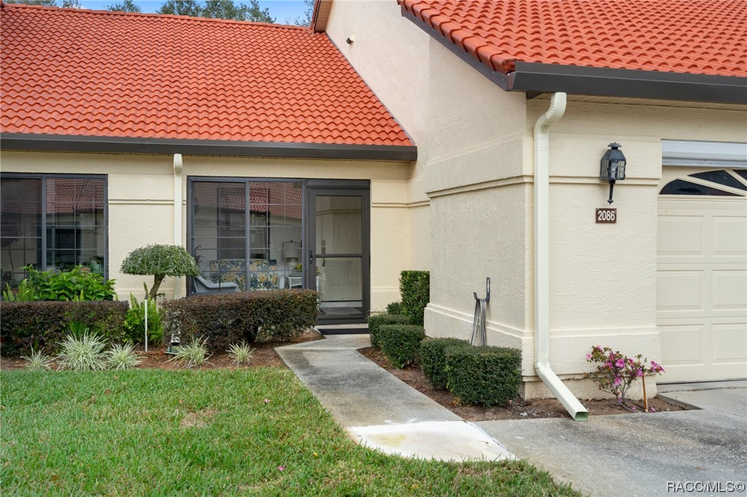 2086 Forest Drive, Inverness, Florida image 2