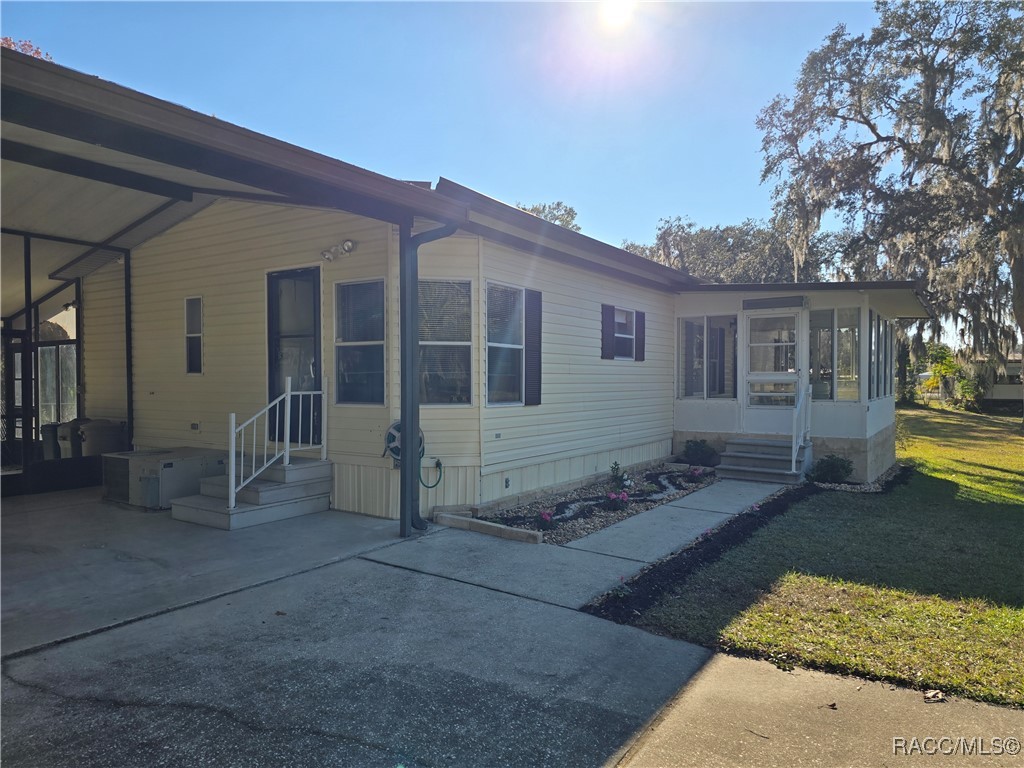 3920 E Dandy Loop, Hernando, Florida image 3