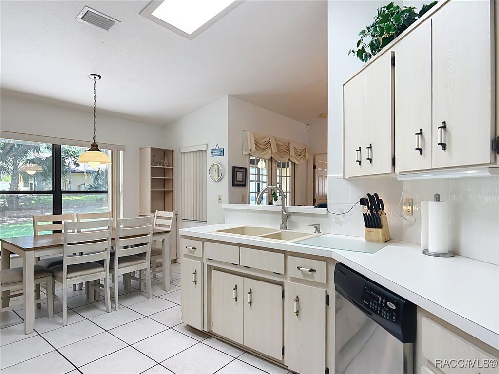 9304 E Alvada Lane, Inverness, Florida image 26